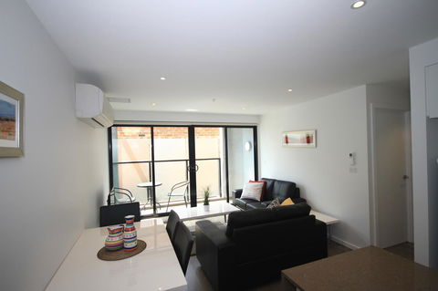 RNR Serviced Apartments North Melbourne - Accommodation Asia 7