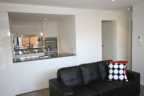 RNR Serviced Apartments North Melbourne - Accommodation Asia 9