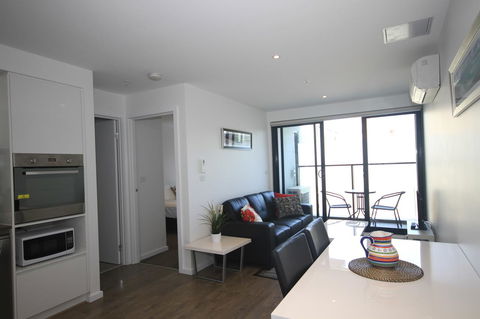 RNR Serviced Apartments North Melbourne - Accommodation Asia 10
