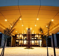 Quality Suites Seasons 5 - Accommodation Asia