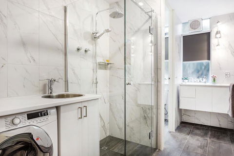 Melbourne Villa - Accommodation Asia 24