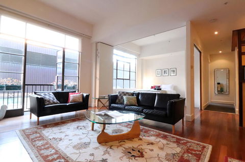Majorca Magic On Flinders Lane - Rejuvenate Stays - Accommodation China 7