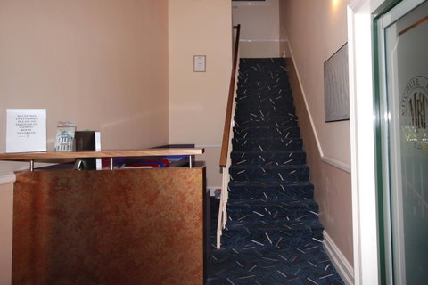 Mitchell River Tavern - Accommodation Guide 8