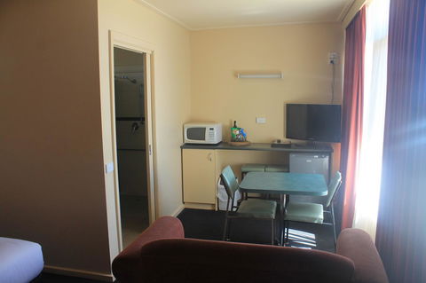 Rochester Motel - Accommodation Asia 4