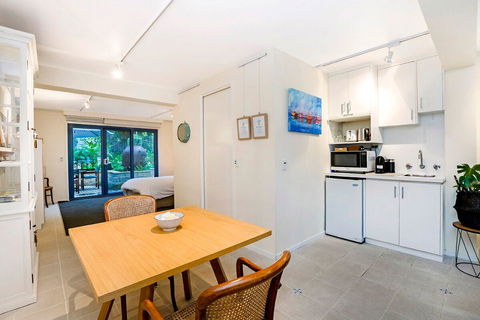 Edge17 Port Fairy Wharf - Accommodation Guide 13