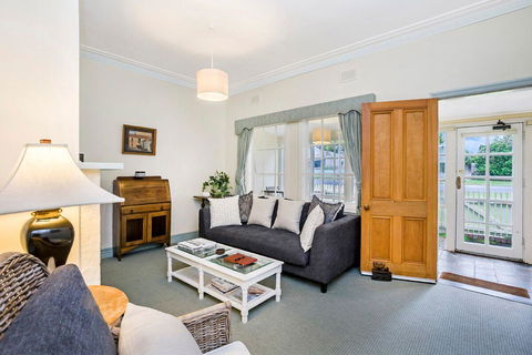 Edge17 Port Fairy Wharf - Accommodation Guide 1
