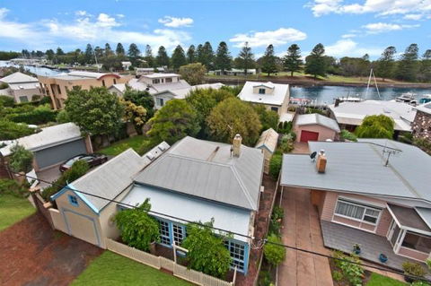 Edge17 Port Fairy Wharf - Accommodation Guide 26