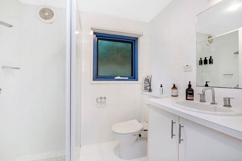 Edge17 Port Fairy Wharf - Accommodation Guide 11
