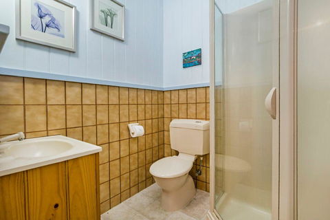 Edge17 Port Fairy Wharf - Accommodation Guide 9