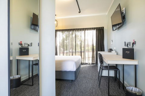 Nightcap At Excelsior Hotel - Accommodation Asia 20