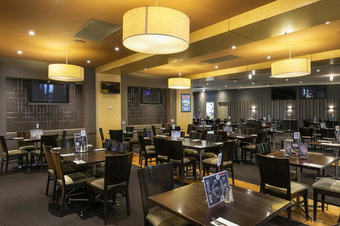 Nightcap At Excelsior Hotel - Accommodation Asia 5