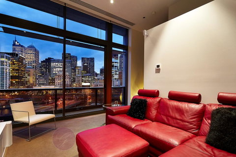 Melbourne Luxury Collection - Accommodation Guide 18