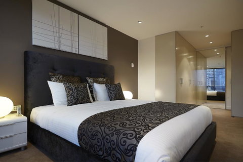 Melbourne Luxury Collection - Accommodation Guide 23