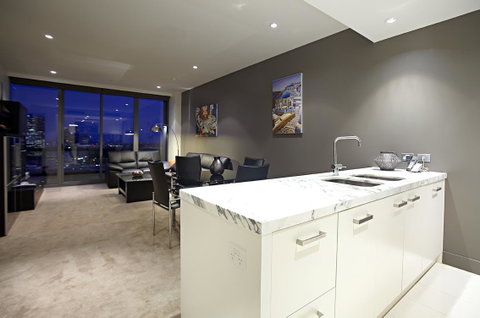 Melbourne Luxury Collection - Accommodation Guide 34