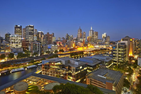 Melbourne Luxury Collection - Accommodation Guide 5