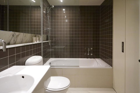 Melbourne Luxury Collection - Accommodation Guide 12