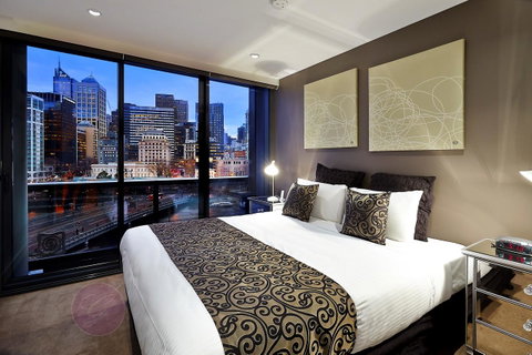 Melbourne Luxury Collection - Accommodation Guide 21