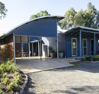 Corrugated Cottage - Accommodation Asia
