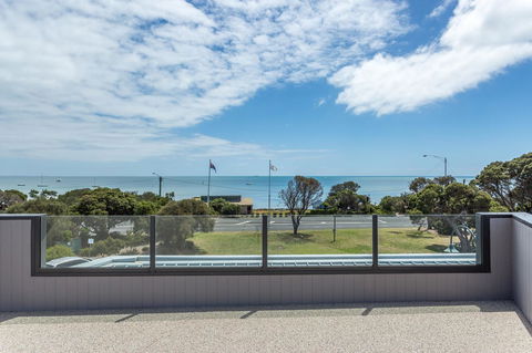 Blairgowrie Apartment 2 - On The Beach - Accommodation China 11