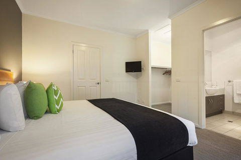Quest Warrnambool - Accommodation Guide 6