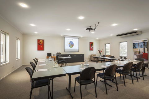 Quest Warrnambool - Accommodation Guide 21