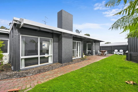 Mysa Anglesea Sleeps 7 WiFi SmartTV Cafes Shops - Accommodation Asia 5