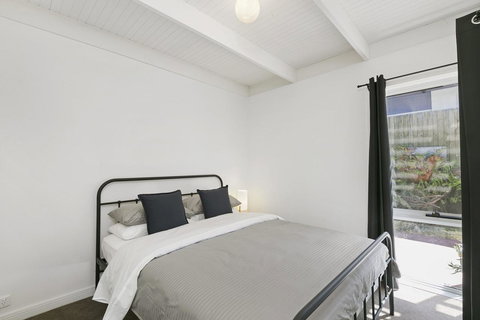 Mysa Anglesea Sleeps 7 WiFi SmartTV Cafes Shops - Accommodation Asia 8