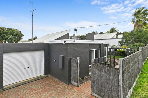 Mysa Anglesea Sleeps 7 WiFi SmartTV Cafes Shops - Accommodation Asia 14