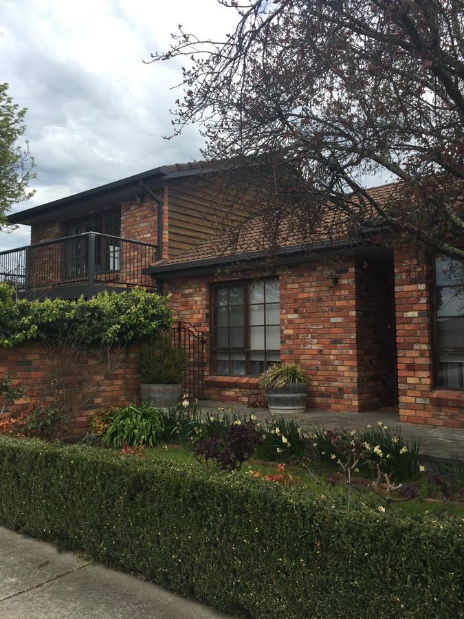 Dobie VIC Accommodation Asia