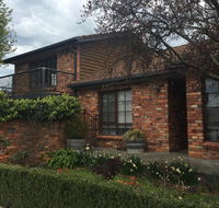 Bricks and Roses - Accommodation Asia