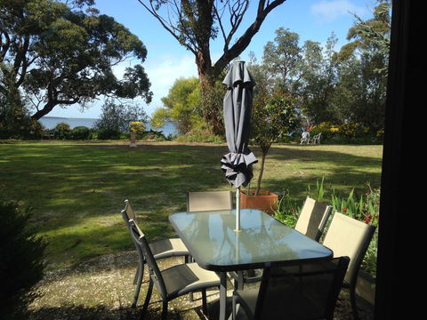 Swan Cove Beachfront - Accommodation Asia 15