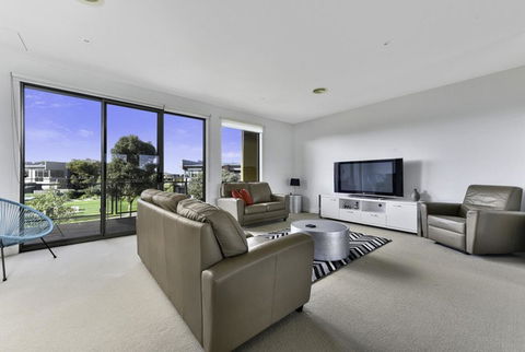 Torquay Golf Retreats - Pool, Beach, Tennis, Golf - Accommodation Asia 0