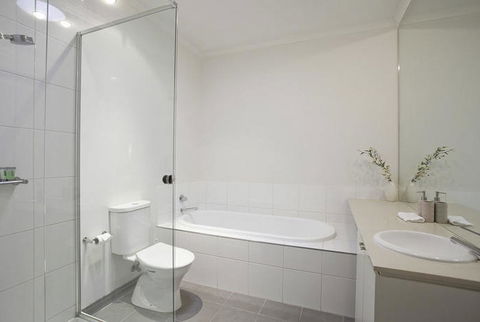 Torquay Golf Retreats - Pool, Beach, Tennis, Golf - Accommodation Asia 5