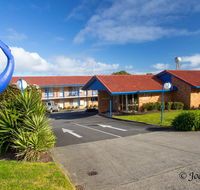 Blue Whale Motor Inn  Apartments - Accommodation Asia