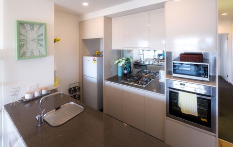 Waterfront Apt 234 Marinaquays - Accommodation Asia 10