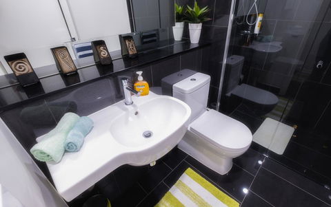 Waterfront Apt 234 Marinaquays - Accommodation Asia 27