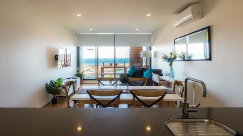 Waterfront Apt 234 Marinaquays - Accommodation Asia 0