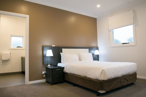 Buckingham Apartments - Accommodation Asia 0