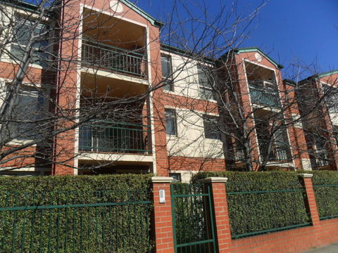 Australian Home Away @ Box Hill 2 Bedroom - Accommodation Asia 1
