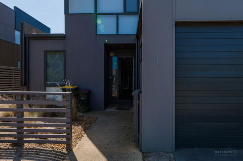 1 Sunset Place - Accommodation Asia 4