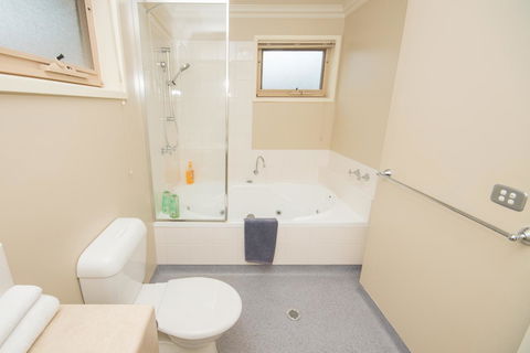 The Pitch - Accommodation Guide 19