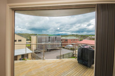 The Pitch - Accommodation Guide 11