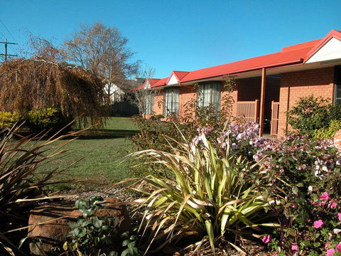 Ambassador Motor Inn - Accommodation Asia 42