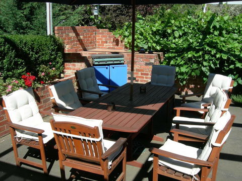 Airleigh-Rose Cottage - Accommodation Asia 5