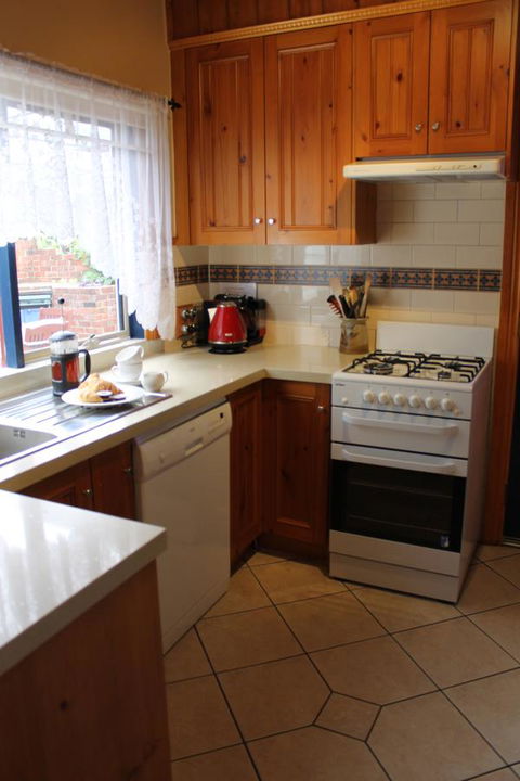 Airleigh-Rose Cottage - Accommodation Asia 44