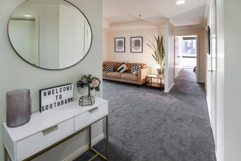 Southbank Tower Apartments - Accommodation Guide 3