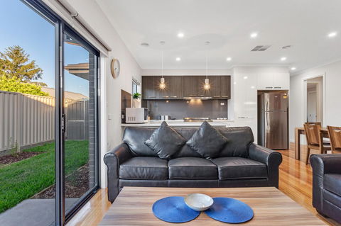 Biggs Villas Melbourne - Accommodation Guide 14