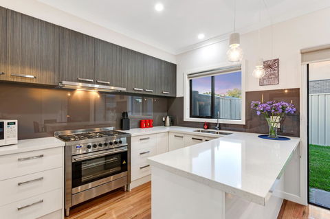 Biggs Villas Melbourne - Accommodation Guide 1