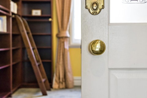 Hanna - Beyond A Room Private Apartments - Accommodation Guide 11