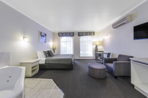 Cathedral Motor Inn - Accommodation Asia 19